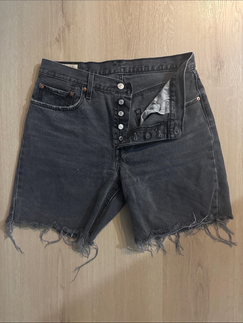 Vintage Style Levi’s 501 90’s Mid Thigh Shorts